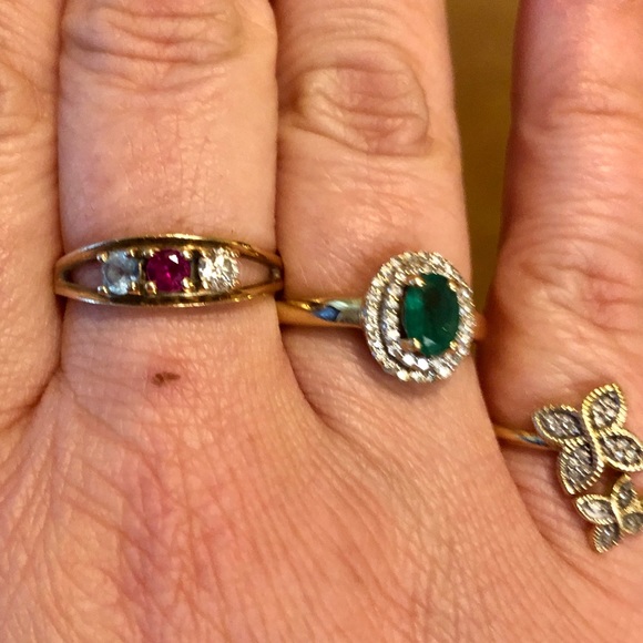 Meet your Posher, Melissa. - Picture 2 of 2